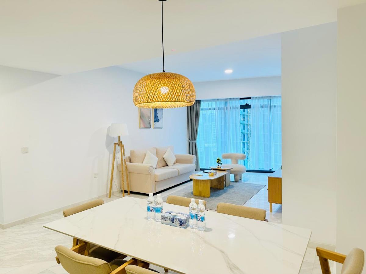 Eaton Service Apartment At Klcc Kuala Lumpur Buitenkant foto