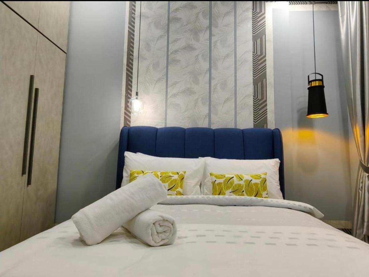 Eaton Service Apartment At Klcc Kuala Lumpur Buitenkant foto